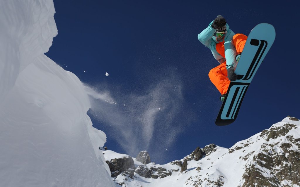 extreme-snowboarding